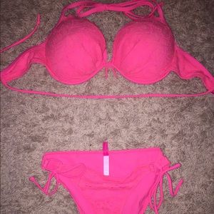 Victoria’s Secret bikini